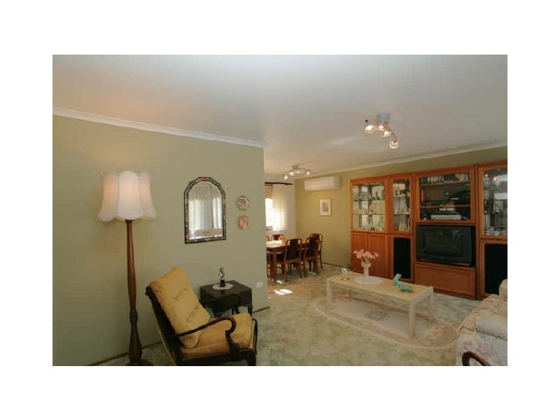 7 Suncrest Avenue, Sussex Inlet NSW 2540