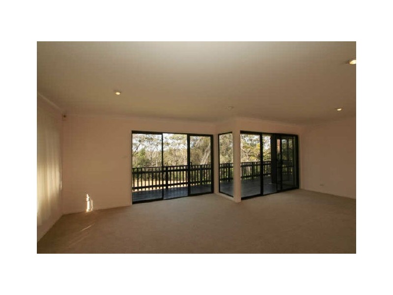 16 Ethel Avenue, Sussex Inlet NSW 2540