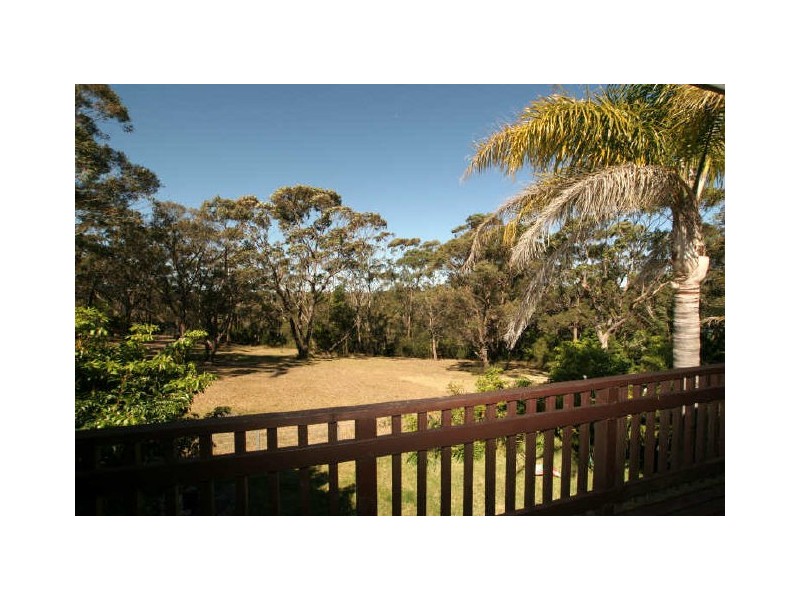 16 Ethel Avenue, Sussex Inlet NSW 2540