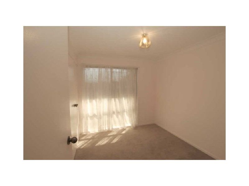 16 Ethel Avenue, Sussex Inlet NSW 2540