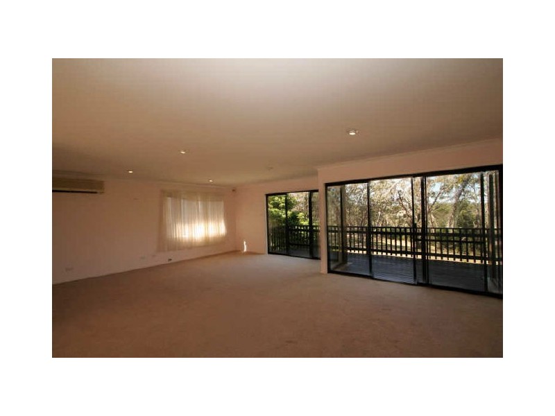 16 Ethel Avenue, Sussex Inlet NSW 2540