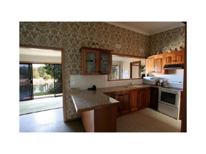 47 Jacobs Drive, Sussex Inlet NSW 2540