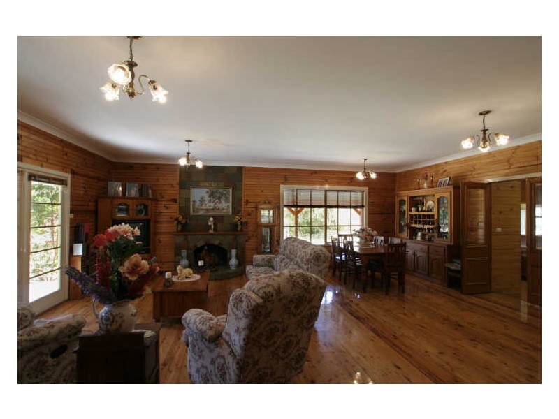 314 Sussex Inlet Road, Sussex Inlet NSW 2540