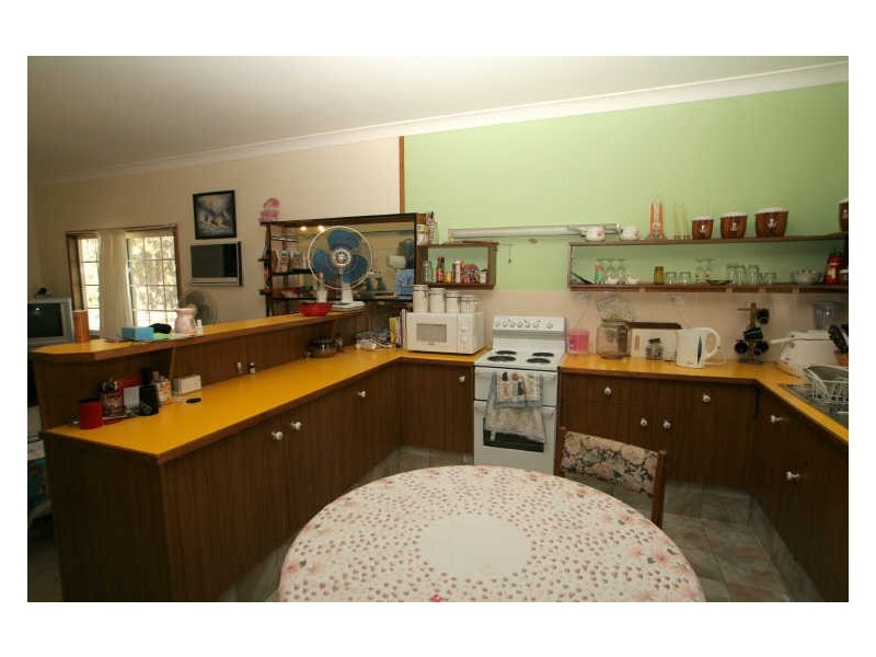 314 Sussex Inlet Road, Sussex Inlet NSW 2540