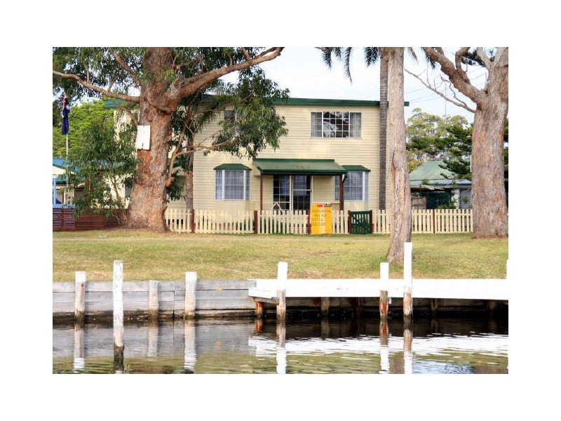 212 River Road, Sussex Inlet NSW 2540