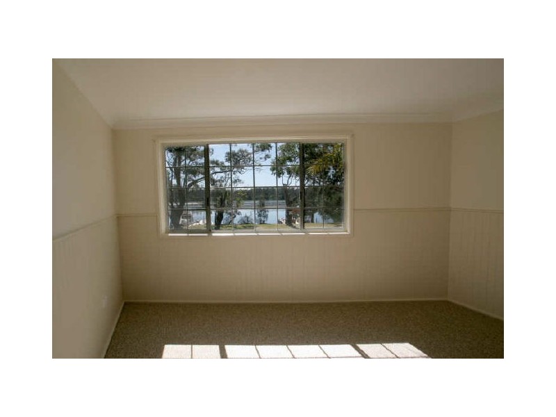 212 River Road, Sussex Inlet NSW 2540