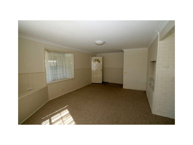 212 River Road, Sussex Inlet NSW 2540