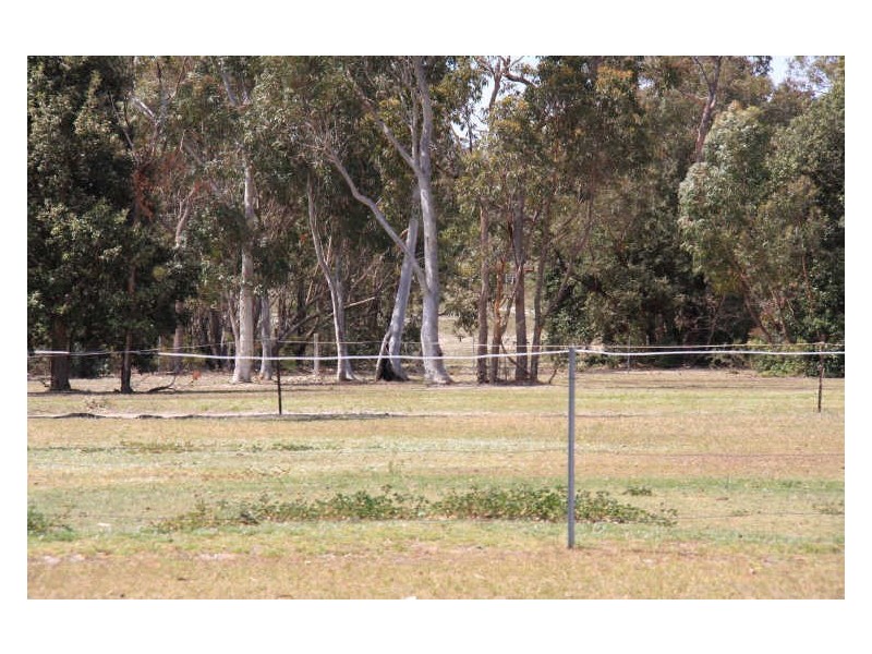 121 Old Berrara Road, Sussex Inlet NSW 2540