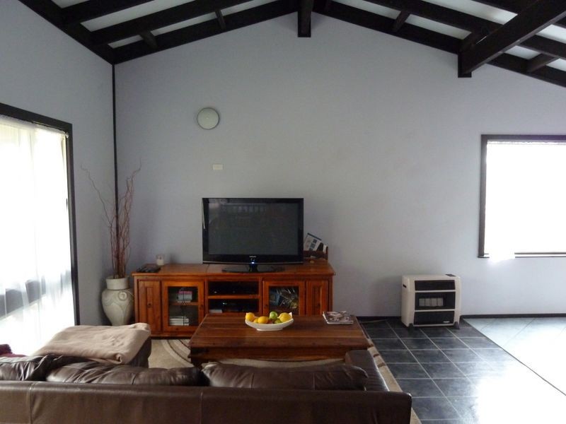 43 Government Road, Sussex Inlet NSW 2540