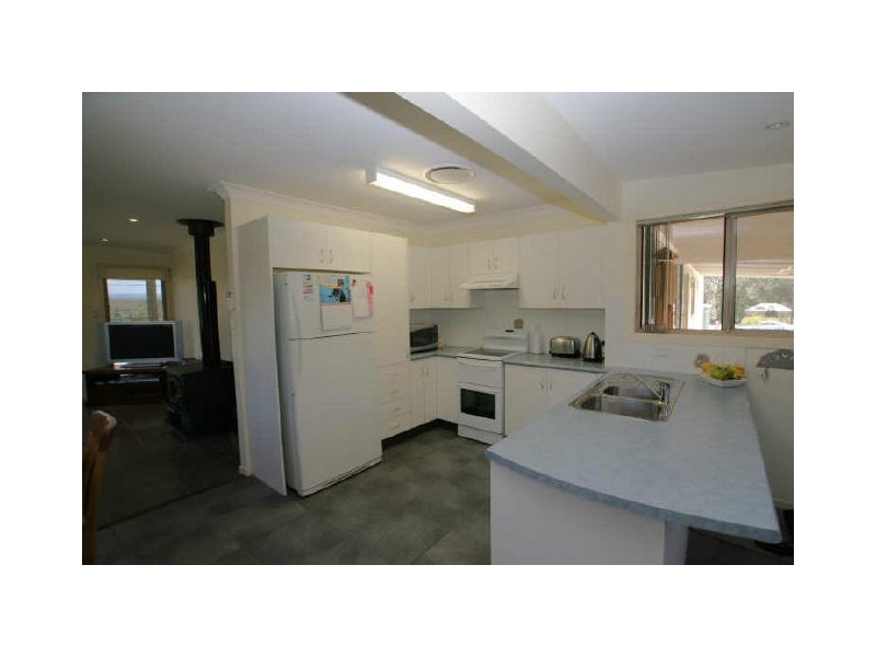 394 Sussex Inlet Road, Sussex Inlet NSW 2540