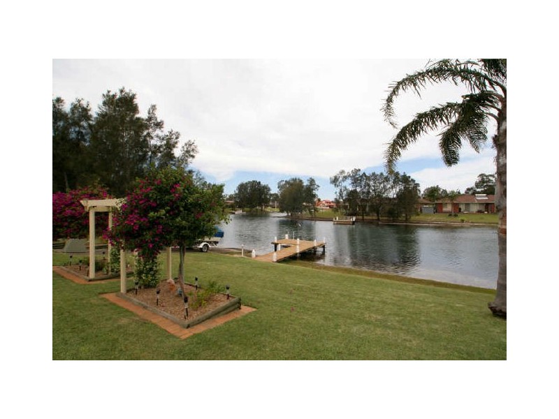 78 Jacobs Drive, Sussex Inlet NSW 2540