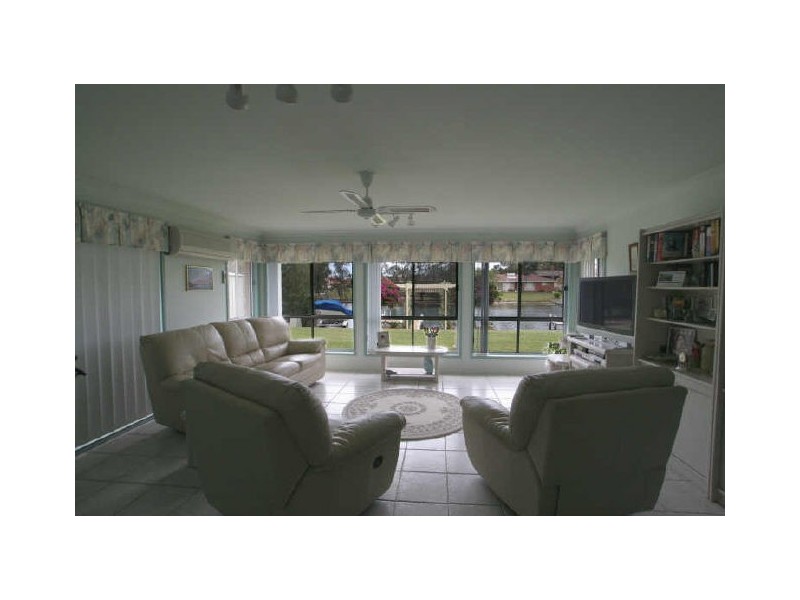 78 Jacobs Drive, Sussex Inlet NSW 2540