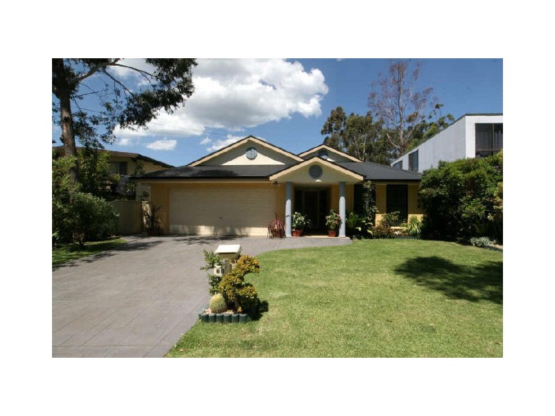 38 Suncrest Avenue, Sussex Inlet NSW 2540