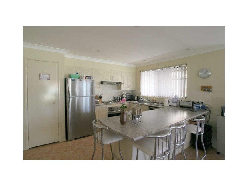 38 Suncrest Avenue, Sussex Inlet NSW 2540