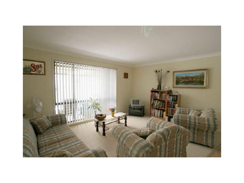 38 Suncrest Avenue, Sussex Inlet NSW 2540