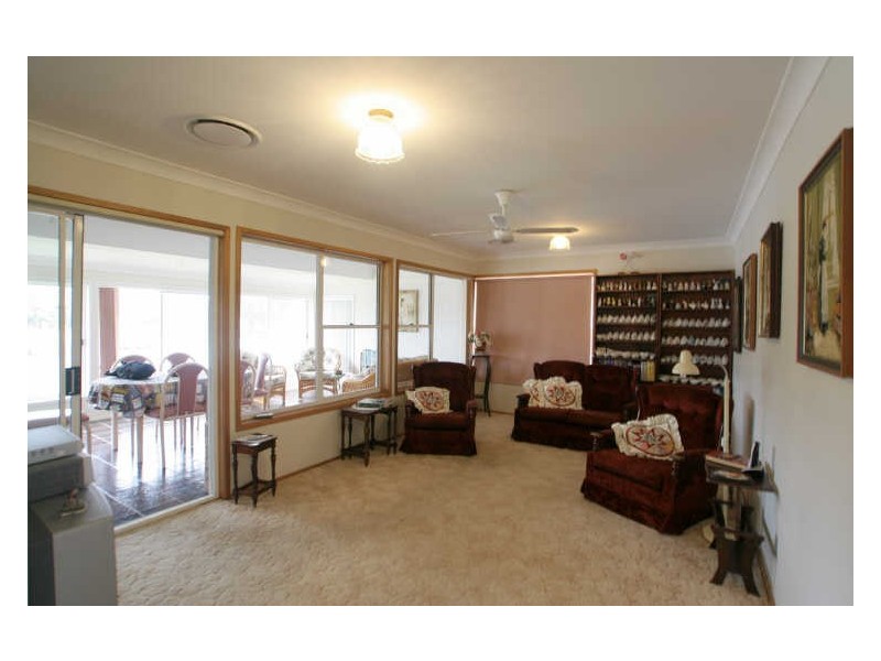 11 Whimbrel Drive, Sussex Inlet NSW 2540