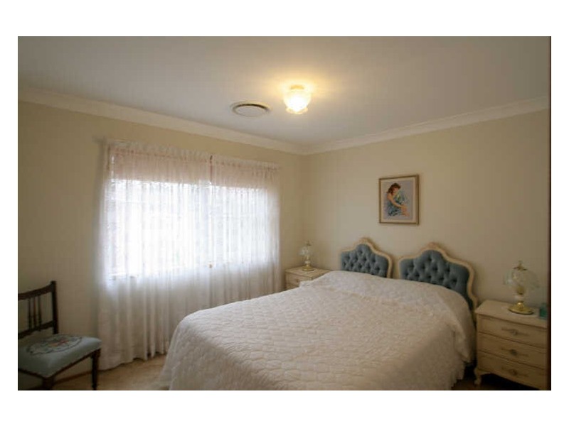11 Whimbrel Drive, Sussex Inlet NSW 2540