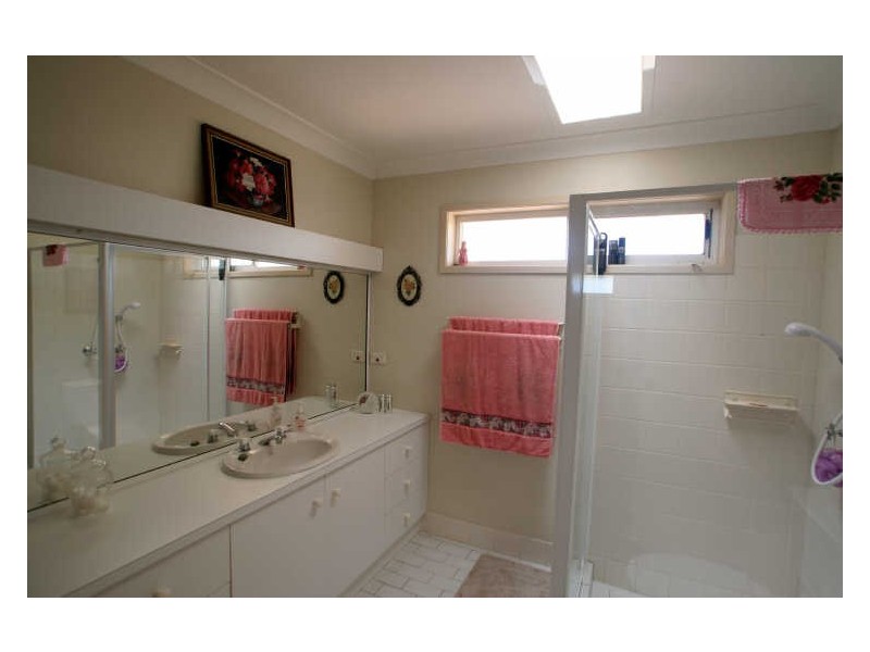 11 Whimbrel Drive, Sussex Inlet NSW 2540