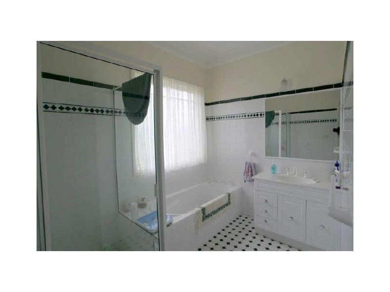 53 Tradewinds Avenue, Sussex Inlet NSW 2540