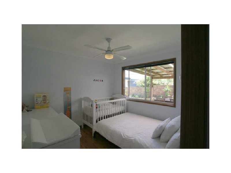 5 Lakeland Avenue, Berrara NSW 2540