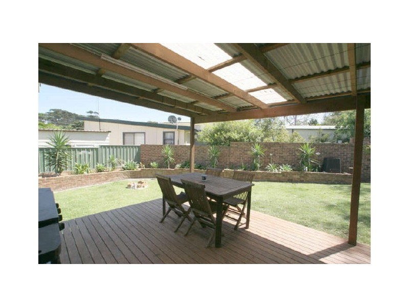 5 Lakeland Avenue, Berrara NSW 2540