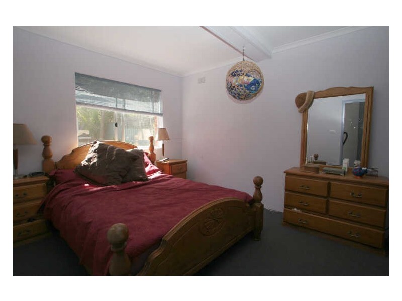 43 Government Road, Sussex Inlet NSW 2540