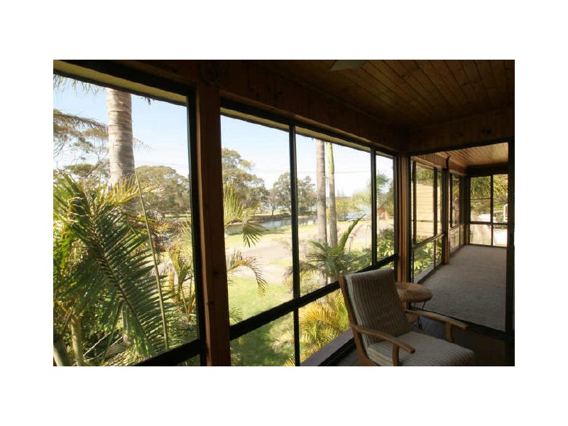 8 Alamein Road, Sussex Inlet NSW 2540