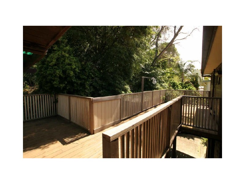 8 Alamein Road, Sussex Inlet NSW 2540