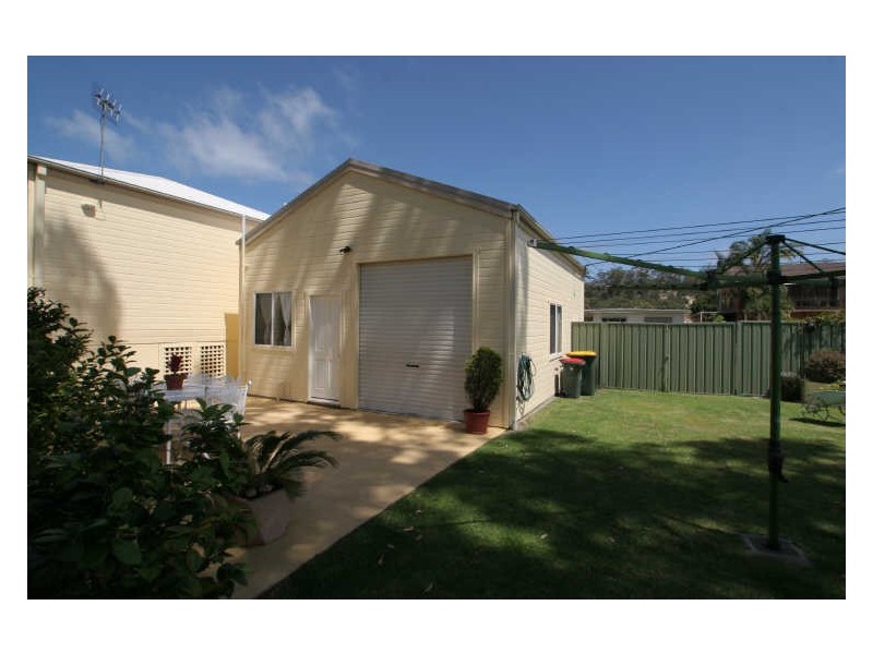 11 Lakehaven Drive, Sussex Inlet NSW 2540