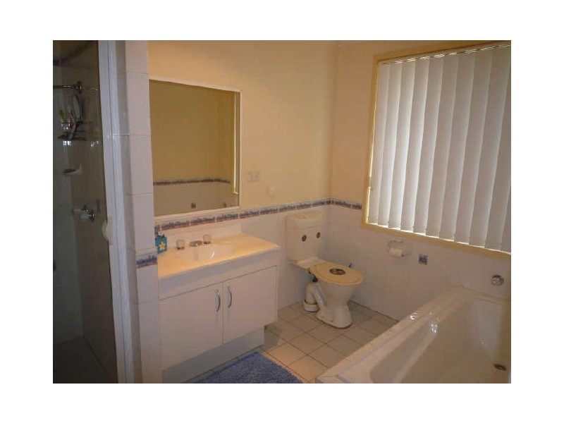 11 Lyons Road, Sussex Inlet NSW 2540