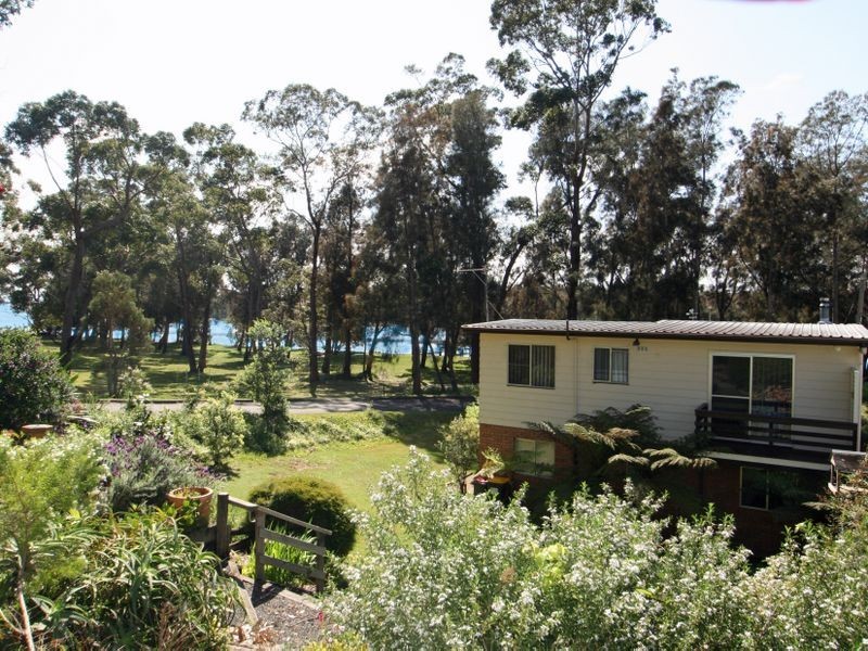 1 Fairview Crescent, Sussex Inlet NSW 2540