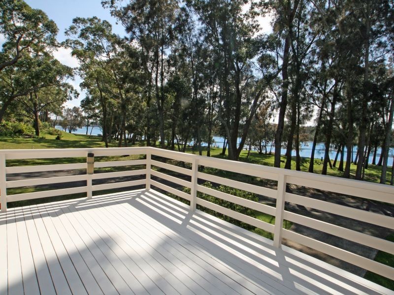 1 Fairview Crescent, Sussex Inlet NSW 2540