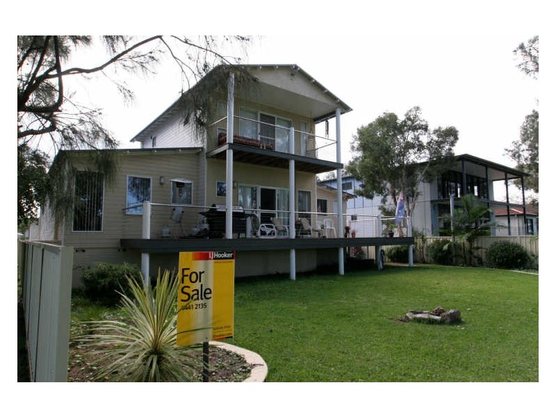 242 River Road, Sussex Inlet NSW 2540