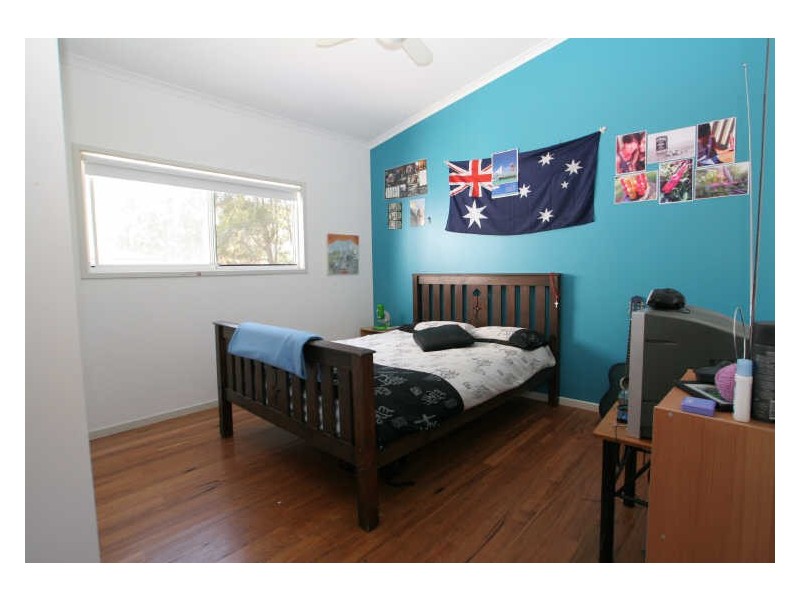 242 River Road, Sussex Inlet NSW 2540