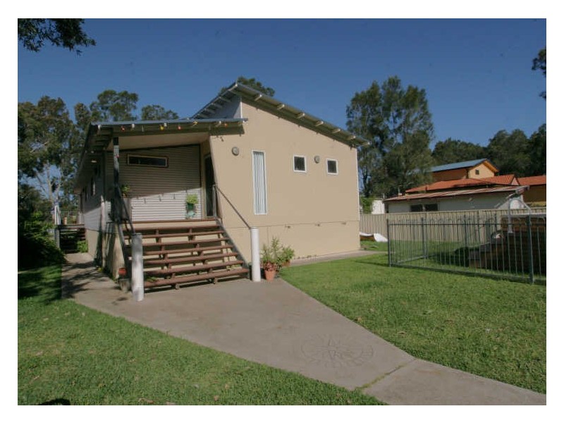 242 River Road, Sussex Inlet NSW 2540