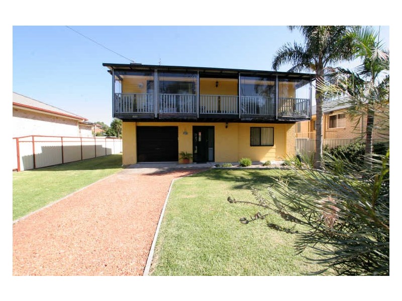 223 River Road, Sussex Inlet NSW 2540