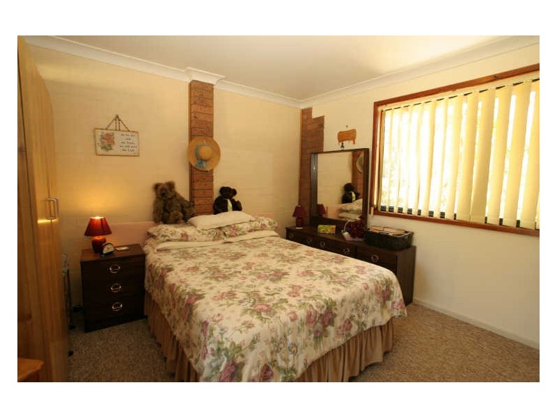 223 River Road, Sussex Inlet NSW 2540