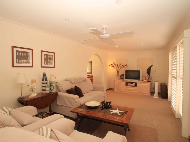 5 Teal Place, Sussex Inlet NSW 2540