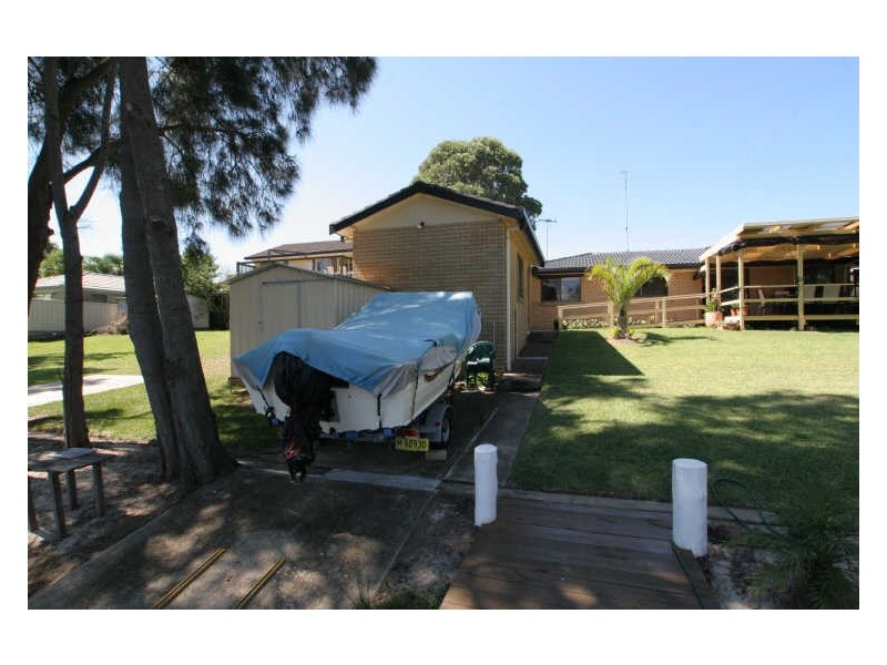 5 Teal Place, Sussex Inlet NSW 2540