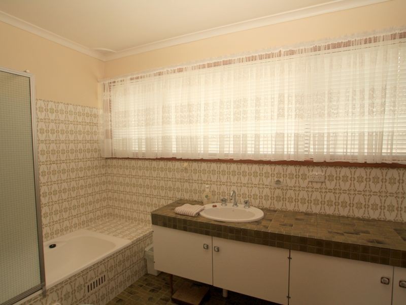45 Cater Crescent, Sussex Inlet NSW 2540