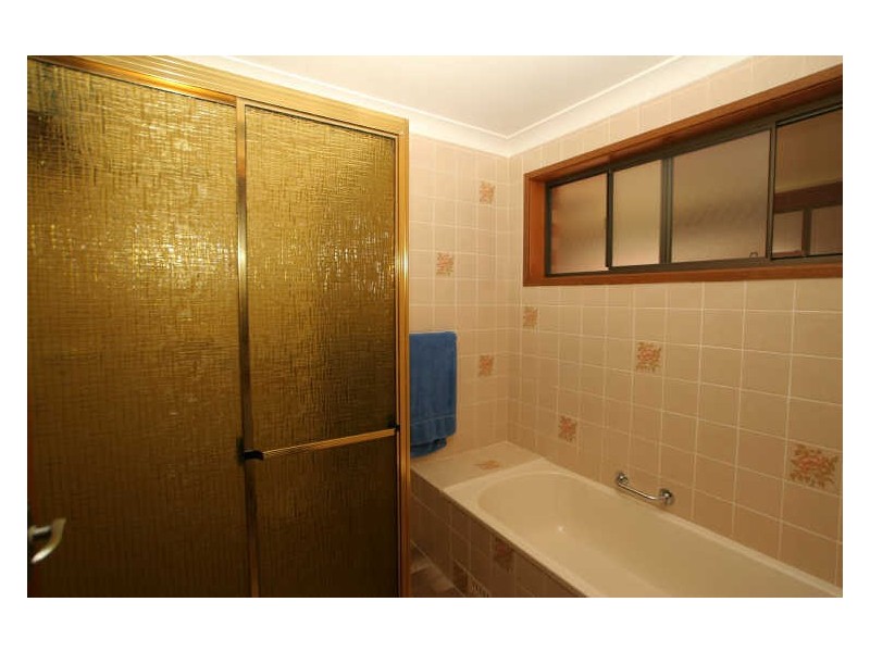 10 Teal Place, Sussex Inlet NSW 2540