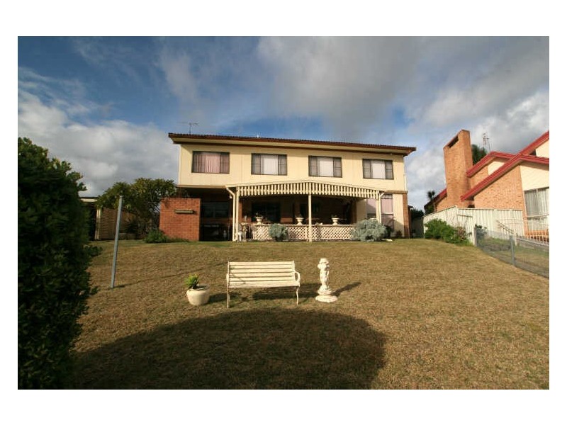 10 Teal Place, Sussex Inlet NSW 2540