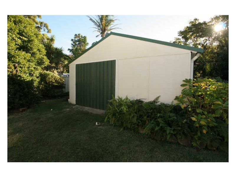 27 Glanville Road, Sussex Inlet NSW 2540