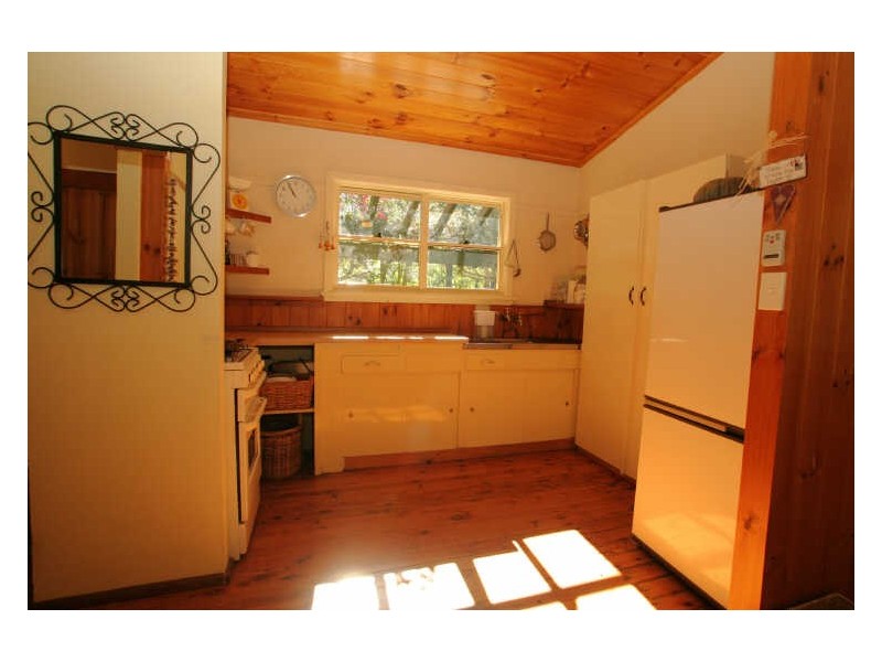 56 Government Road, Sussex Inlet NSW 2540