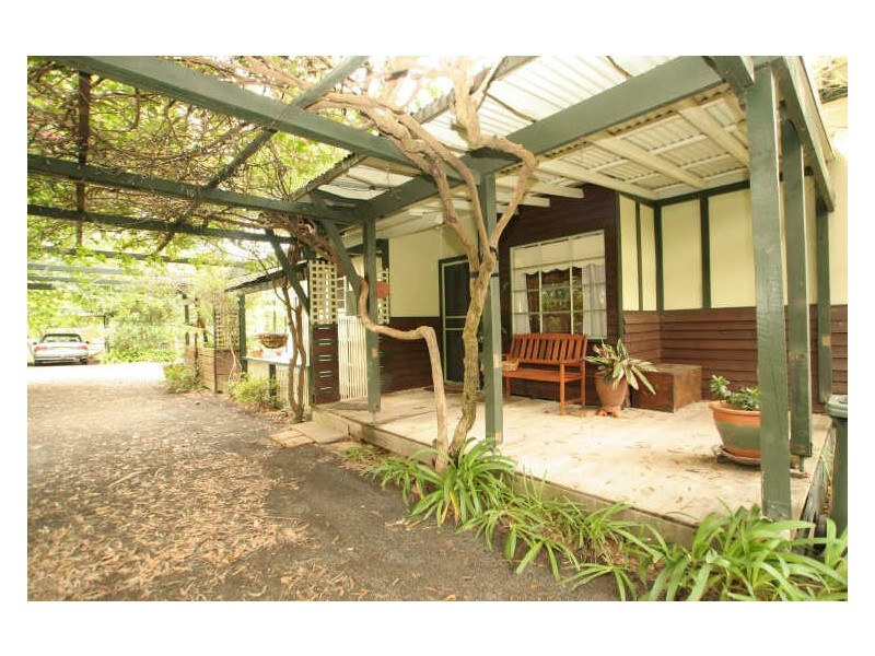 56 Government Road, Sussex Inlet NSW 2540