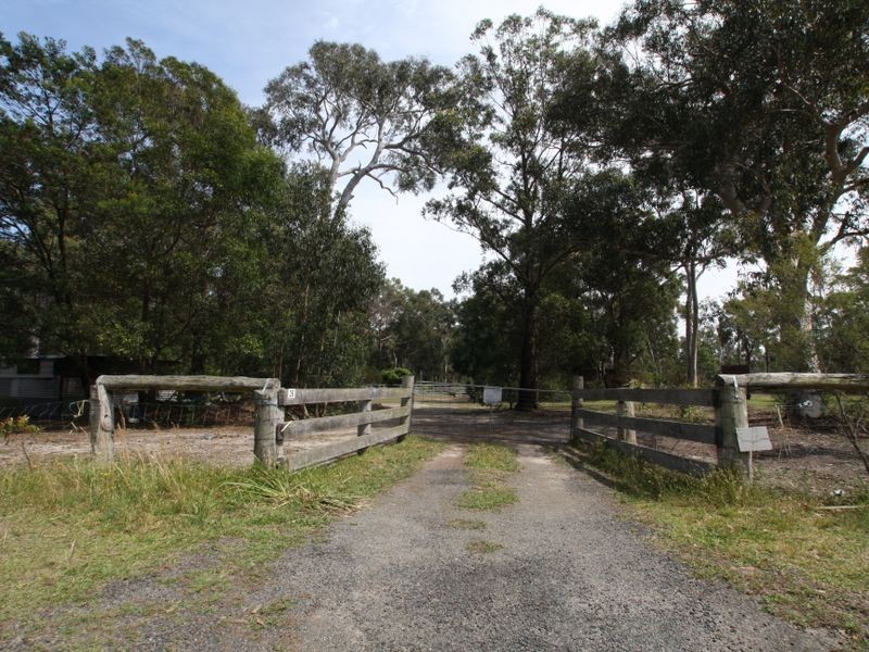 74 Medlyn Avenue, Sussex Inlet NSW 2540