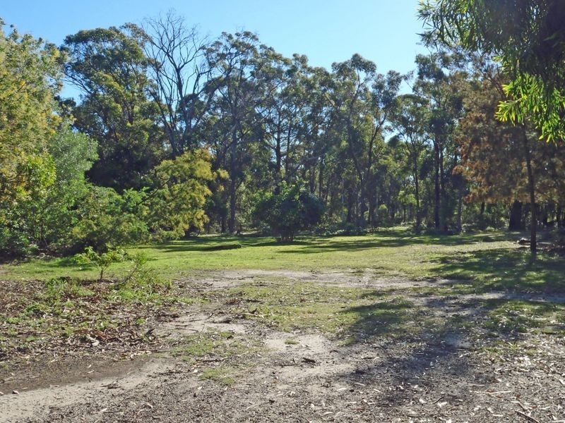 74 Medlyn Avenue, Sussex Inlet NSW 2540