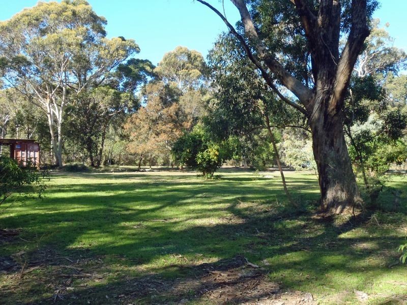 74 Medlyn Avenue, Sussex Inlet NSW 2540