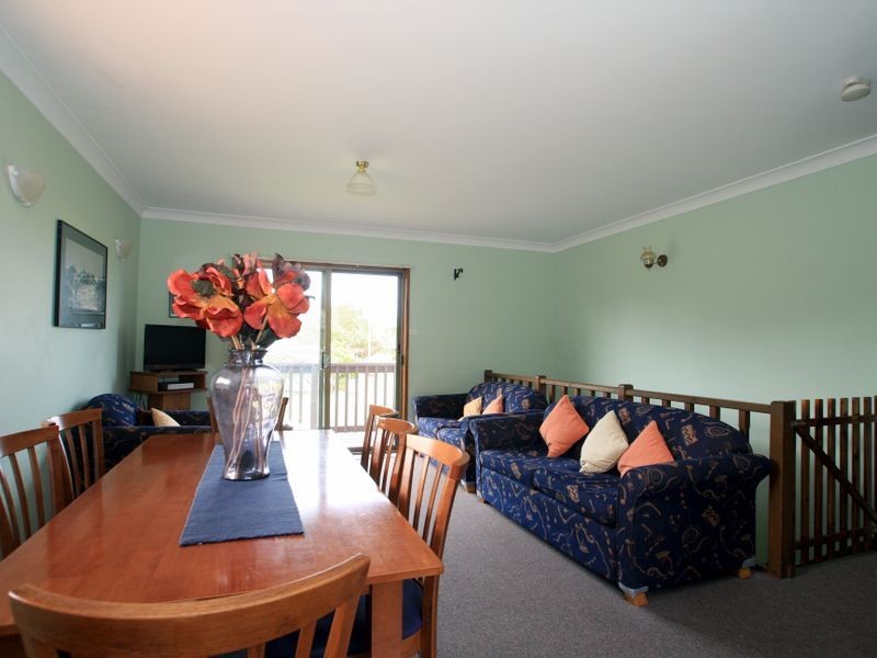 18 Beachway Avenue, Berrara NSW 2540