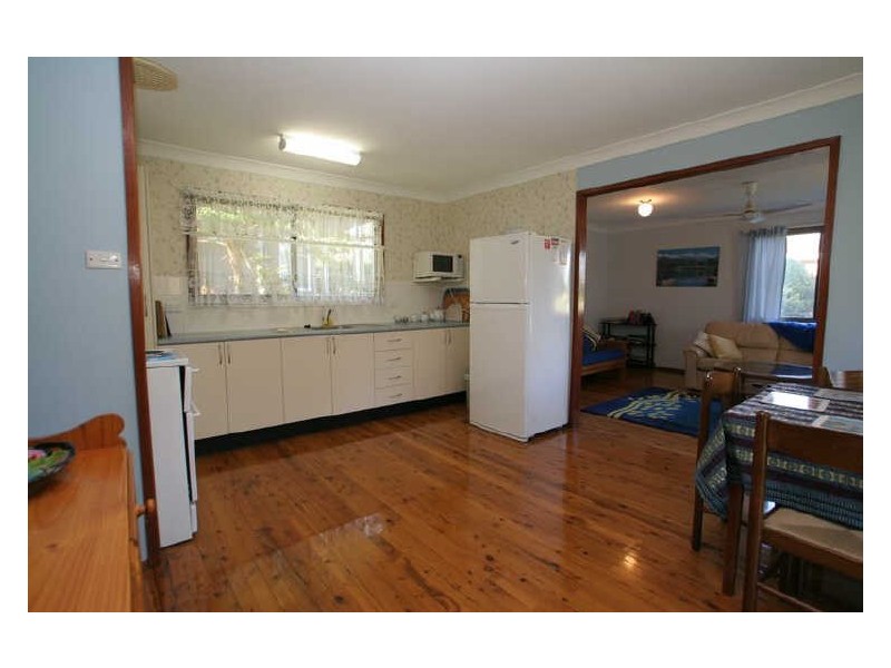 19 Lakeway Avenue, Berrara NSW 2540